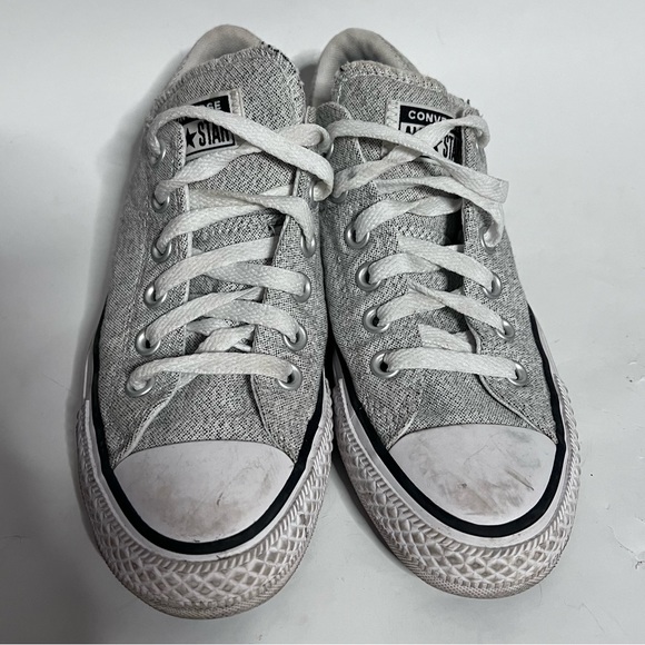 Converse Gray Low Top Chuck Taylors - Picture 4 of 12